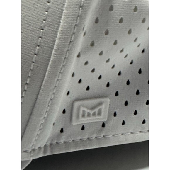 Melin Hydro A - Game Beam Snapback Hat White & Grey One Size - Picture 2 of 8